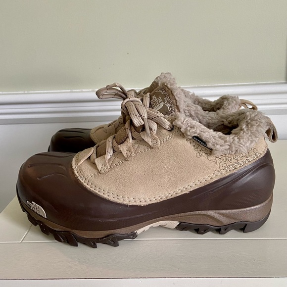 The North Face Women’s Heat Seeker Waterproof Boot - Picture 12 of 13